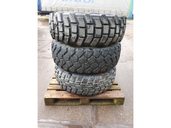 Tire Michelin 13.00 R20: picture 1