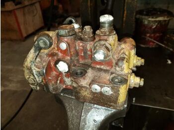 New Hydraulic valve for Bulldozer New Holland FD145: picture 3