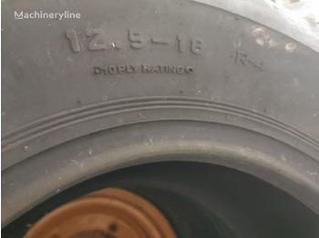 New Tire for Backhoe loader New JCB Sitemaster 12.5-18: picture 2
