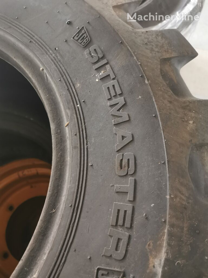 New Tire for Backhoe loader New JCB Sitemaster 12.5-18: picture 4