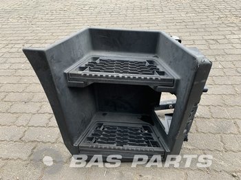 Footstep for Truck RENAULT T-Serie Foot step 7484539361 Sleeper Cab L2H2: picture 1