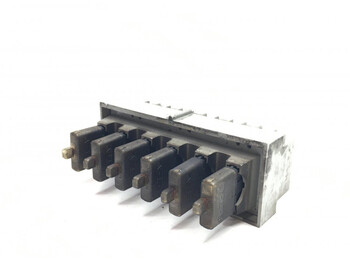 Fuse Scania 4-Series bus K124 (01.96-12.06): picture 2