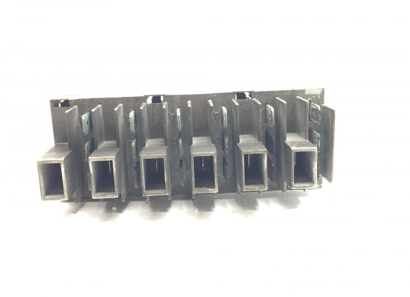 Fuse Scania 4-Series bus K124 (01.96-12.06): picture 3