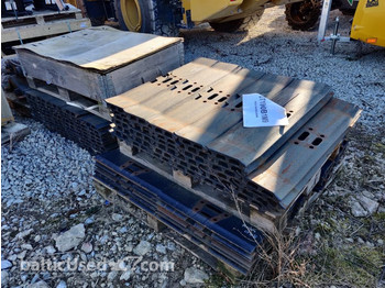 Tracks Excavator 320D 900mm track