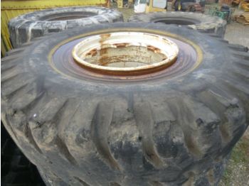 Tire for Grader USED tires 21.00-33 with rim gp: picture 1