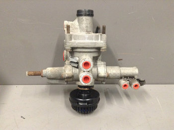 Spare parts VOLVO L.A.R. Valve 1628955