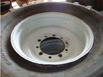 Wheels/ tires 540/65R28