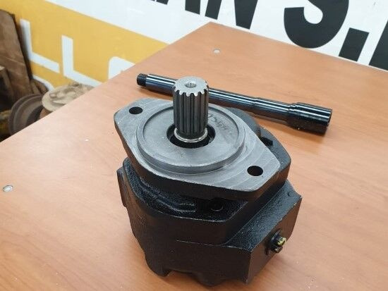 Hydraulic pump for Massey Ferguson: picture 8