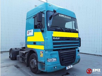 Tractor unit DAF 105 XF 410 spacecab 4x
