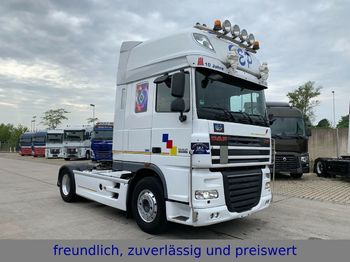 Tractor unit DAF * 460 * SUPER SPACE CAP *SCHUBBODENHYDRAULIK *