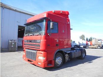 Tractor unit DAF 95 xf 430 space cab