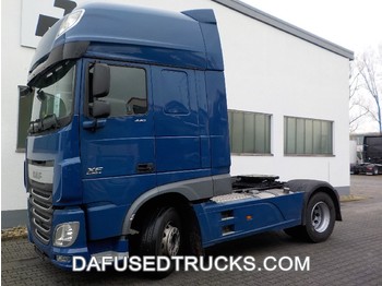 Tractor unit DAF FT XF440: picture 1