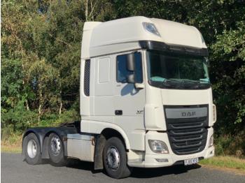 Tractor unit DAF XF: picture 1