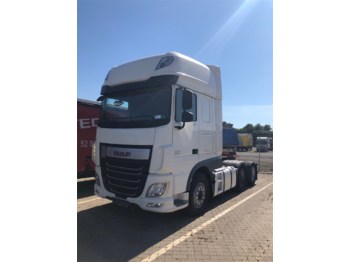 Tractor unit DAF XF: picture 1