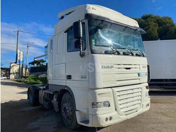 Tractor unit DAF XF105 460