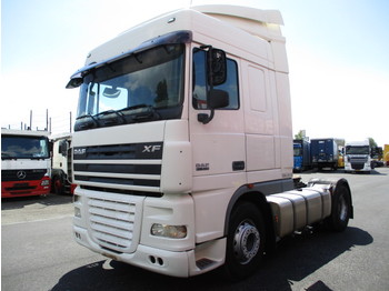 Tractor unit DAF XF105-460