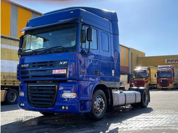 Tractor unit DAF   XF105.460/Euro5/2008/manual gearbox: picture 1