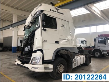Tractor unit DAF XF105.460 Super Space Cab