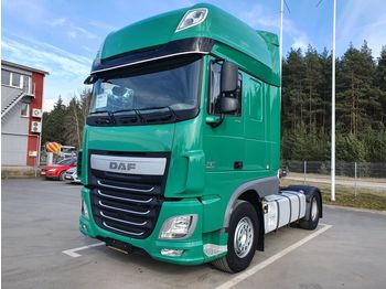 Tractor unit DAF XF106: picture 1