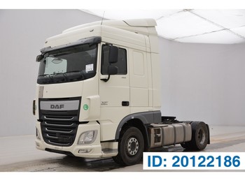 Tractor unit DAF XF106.460 Space Cab