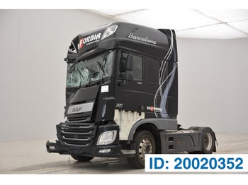 Tractor unit DAF XF106.460 Super Space Cab