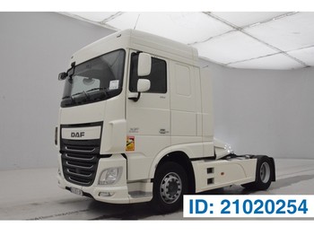 Tractor unit DAF XF106.510 Space Cab