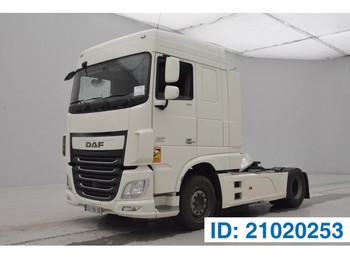 Tractor unit DAF XF106.510 Space Cab