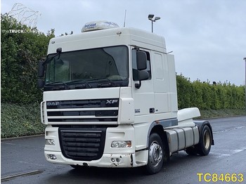 Tractor unit DAF XF 105 410: picture 1