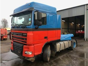 Tractor unit DAF XF 105.410 4X2 - DRIVEABLE DAMAGE: picture 1