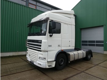 Tractor unit DAF XF 105.410 Spacecab: picture 1