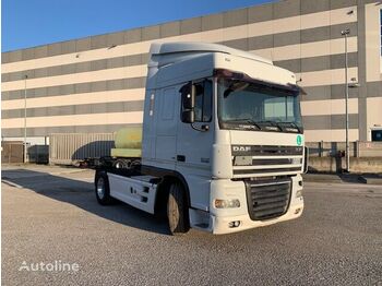 Tractor unit DAF XF 105.460
