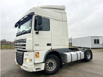 Tractor unit DAF XF 105 460