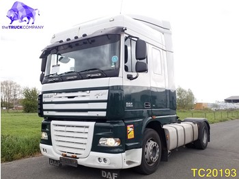 Tractor unit DAF XF 105 460 Euro 5: picture 1