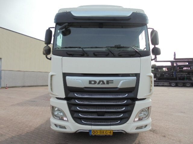 Tractor unit DAF XF 430: picture 2