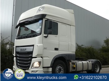 Tractor unit DAF XF 460