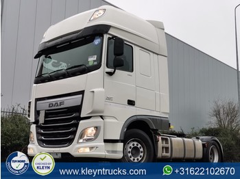 Tractor unit DAF XF 460