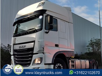 Tractor unit DAF XF 460