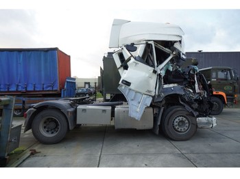 Tractor unit DAF XF 460 ADR EURO 6 DAMAGED TRUCK: picture 1