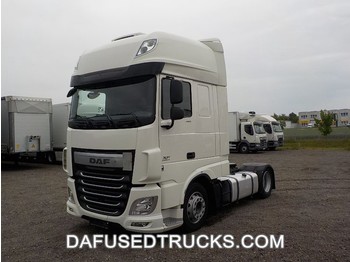 Tractor unit DAF XF 460 FT Low Deck
