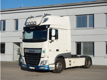 Tractor unit DAF XF 460