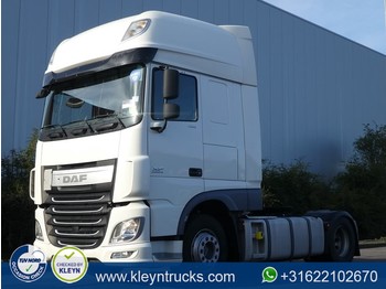Tractor unit DAF XF 460 manual intarder