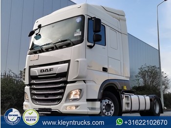 Tractor unit DAF XF 480 spacecab