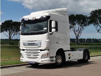 Tractor unit DAF XF 480 spacecab intarder