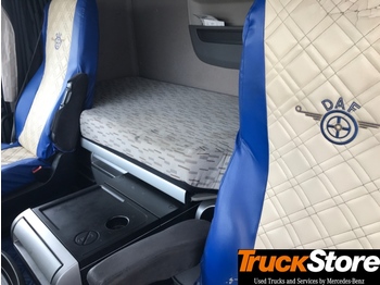 Tractor unit DAF XF 510 FT