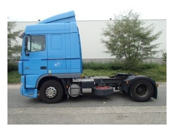 Tractor unit DAF XF 95.380: picture 1