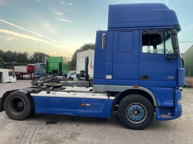 Tractor unit DAF XF 95.480 Tractor unit: picture 4