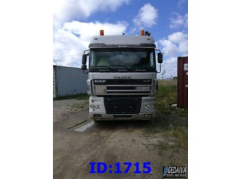 Tractor unit DAF XF 95 6X2: picture 1