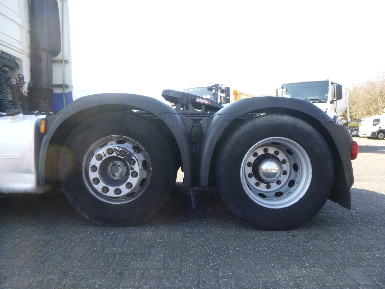 Tractor unit D.A.F. XF 460 6x2 RHD Euro 6: picture 6