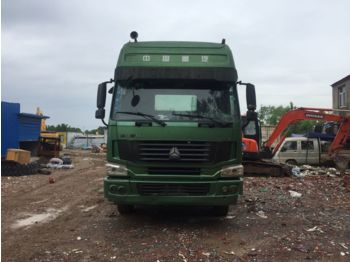 Tractor unit HOWO 375: picture 1