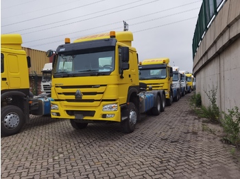 Tractor unit HOWO ZZ4257V3841W